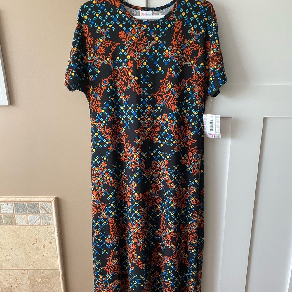 LuLaRoe Medium Maria Maxi Dress